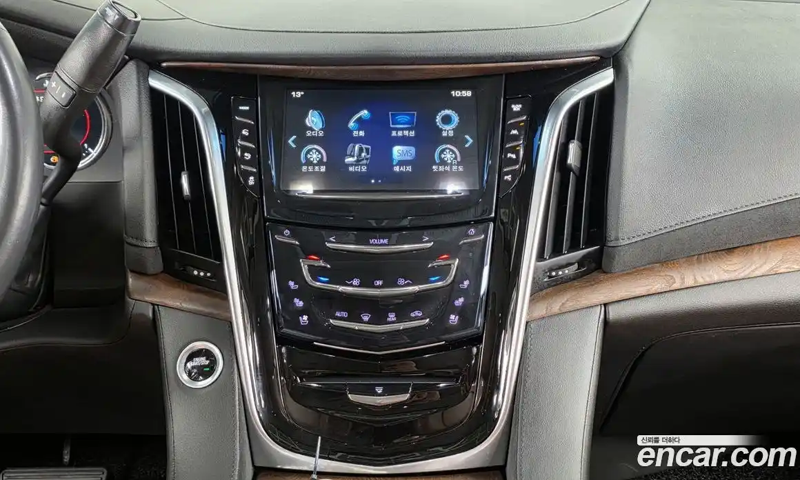Cadillac Escalade 2018 6.2 гидро в Москве № 1351318, фото 20