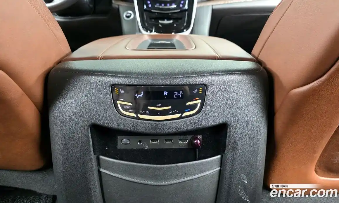 Cadillac Escalade 2018 6.2 гидро в Москве № 1351318, фото 23