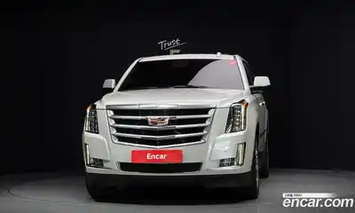 Cadillac Escalade 2018 6.2 гидро в Москве № 1351318, миниатюра 3