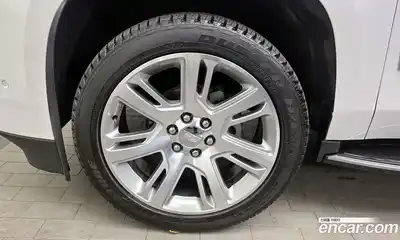 Cadillac Escalade 2018 6.2 гидро в Москве № 1351318, миниатюра 5