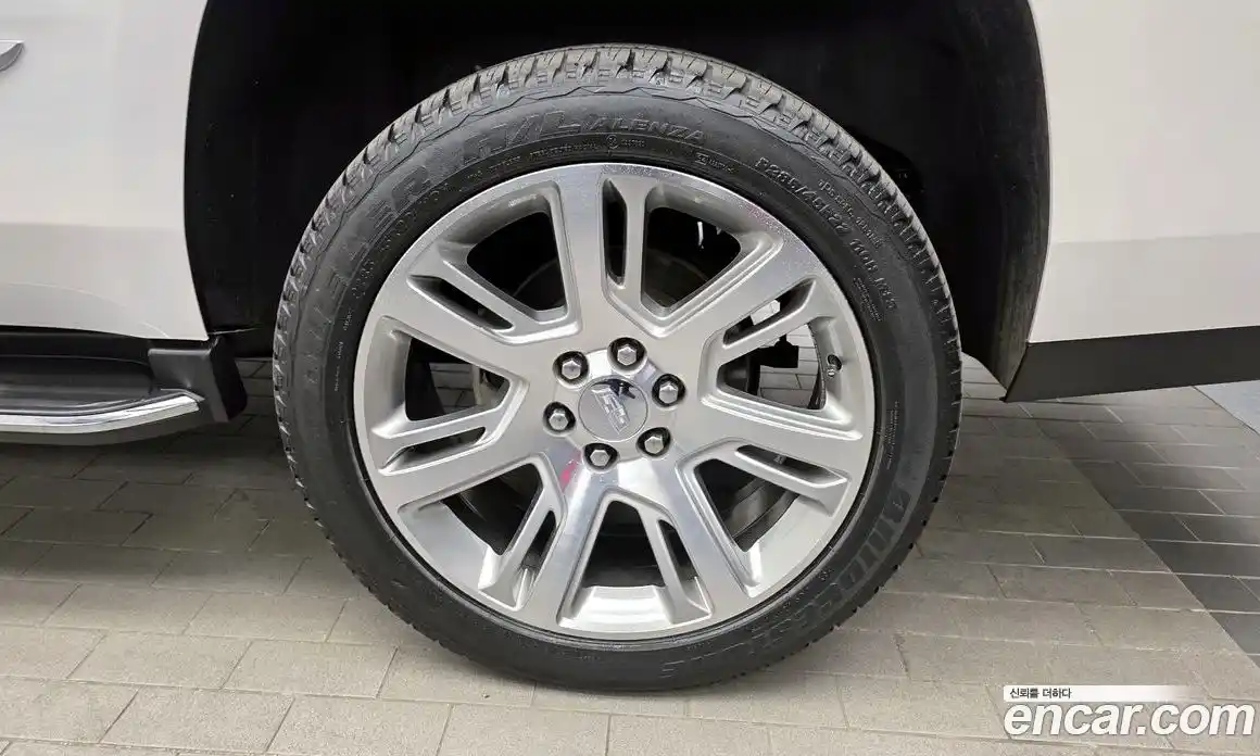 Cadillac Escalade 2018 6.2 гидро в Москве № 1351318, фото 7