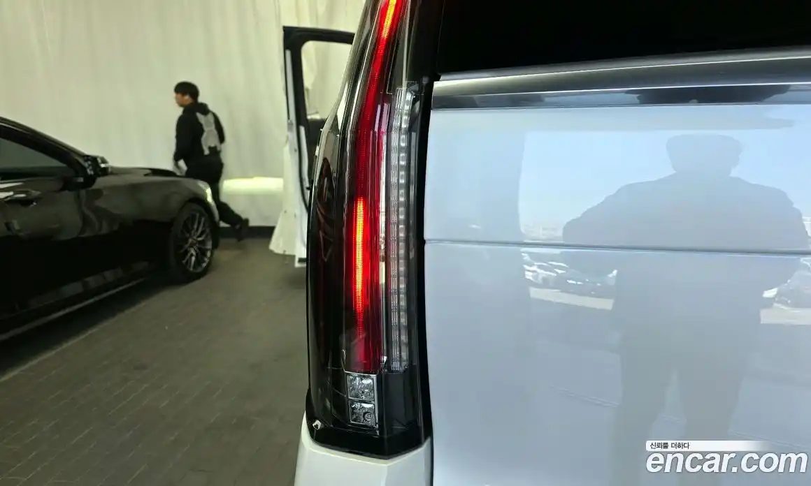 Cadillac Escalade 2018 6.2 гидро в Москве № 1351318, фото 9