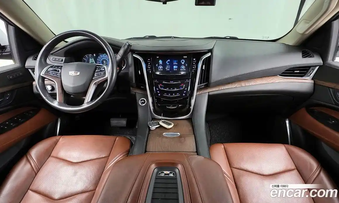 Cadillac Escalade 2018 6.2 гидро в Москве № 1351318, фото 10