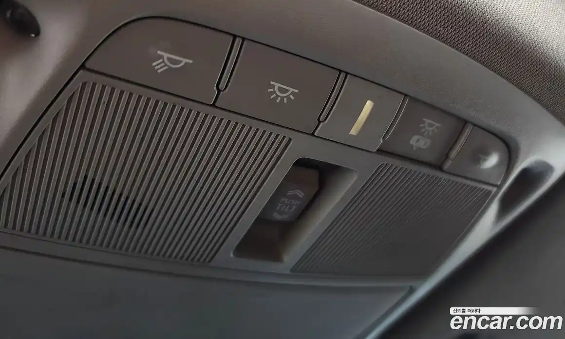 Renault QM6 2017 2.0 гидро в Москве № 1402443, фото 32