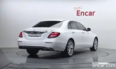 Mercedes-Benz E-Class 2019 1.9 гидро в Москве № 1403712, миниатюра 2