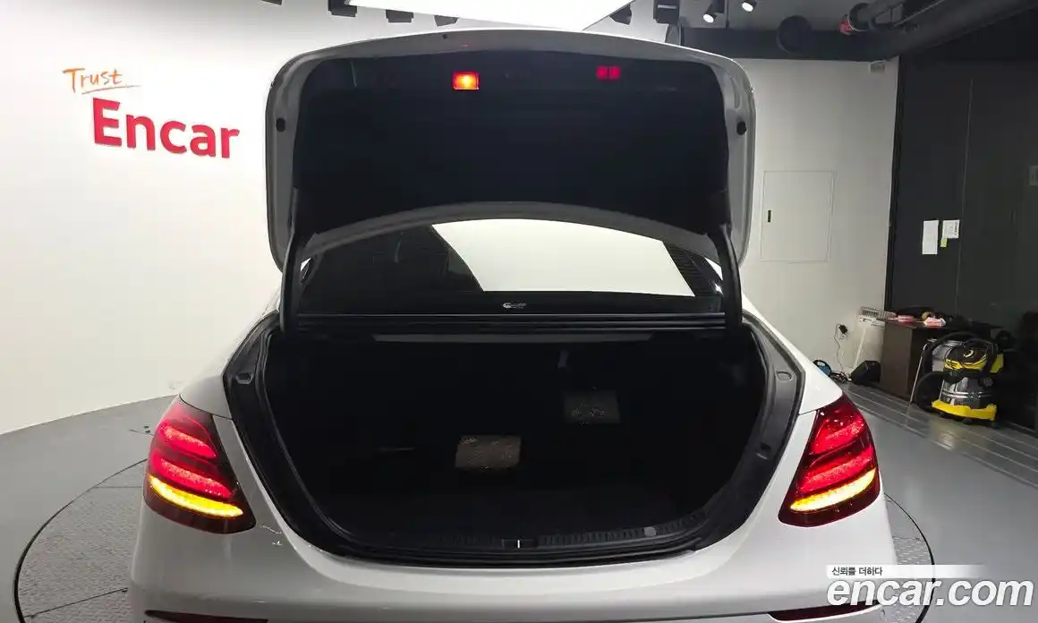 Mercedes-Benz E-Class 2019 1.9 гидро в Москве № 1403712, фото 30