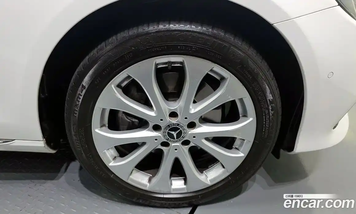 Mercedes-Benz E-Class 2019 1.9 гидро в Москве № 1403712, фото 7