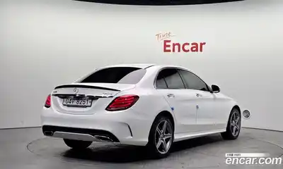 Mercedes-Benz C-Class 2018 2.0 гидро в Москве № 1403767, миниатюра 2