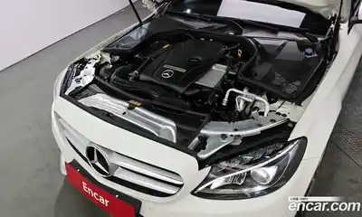 Mercedes-Benz C-Class 2018 2.0 гидро в Москве № 1403767, миниатюра 6
