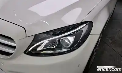 Mercedes-Benz C-Class 2018 2.0 гидро в Москве № 1403767, миниатюра 8