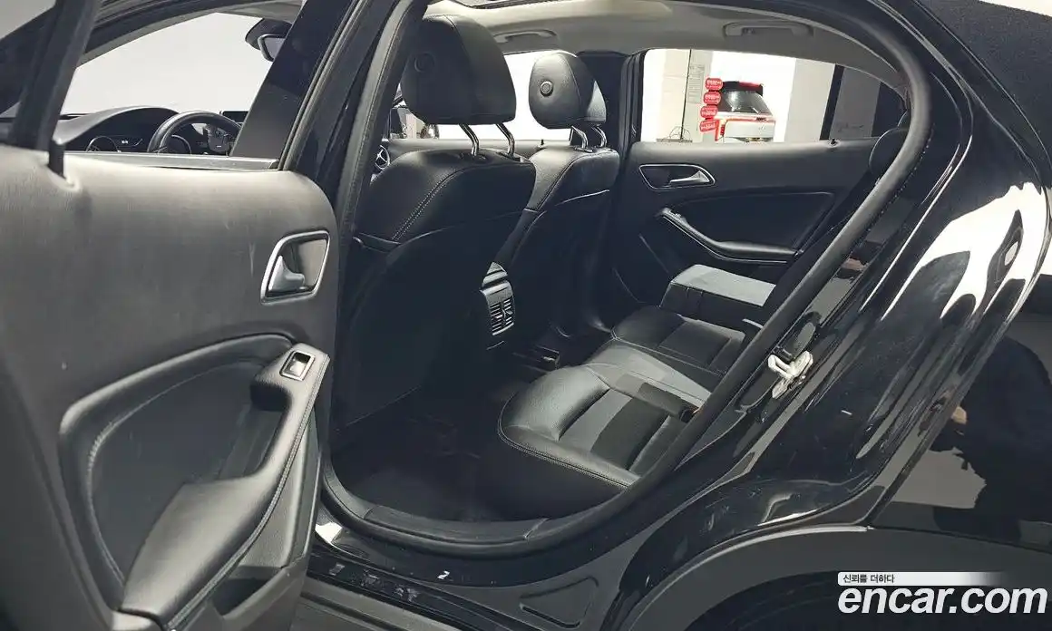 Mercedes-Benz GLA-Class 2017 2.0 гидро в Москве № 1403899, фото 17