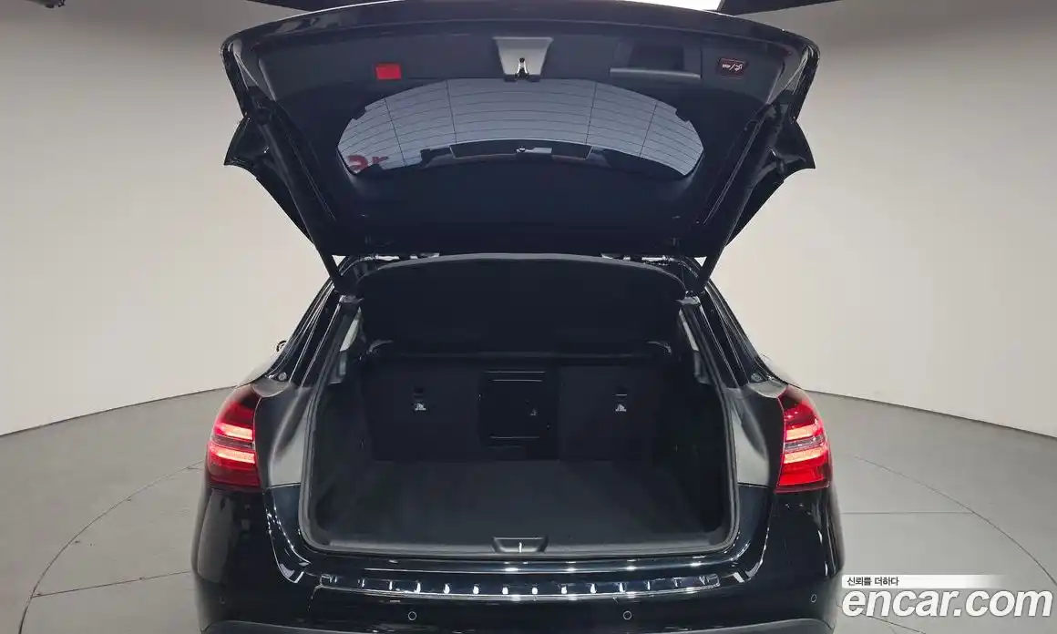 Mercedes-Benz GLA-Class 2017 2.0 гидро в Москве № 1403899, фото 26