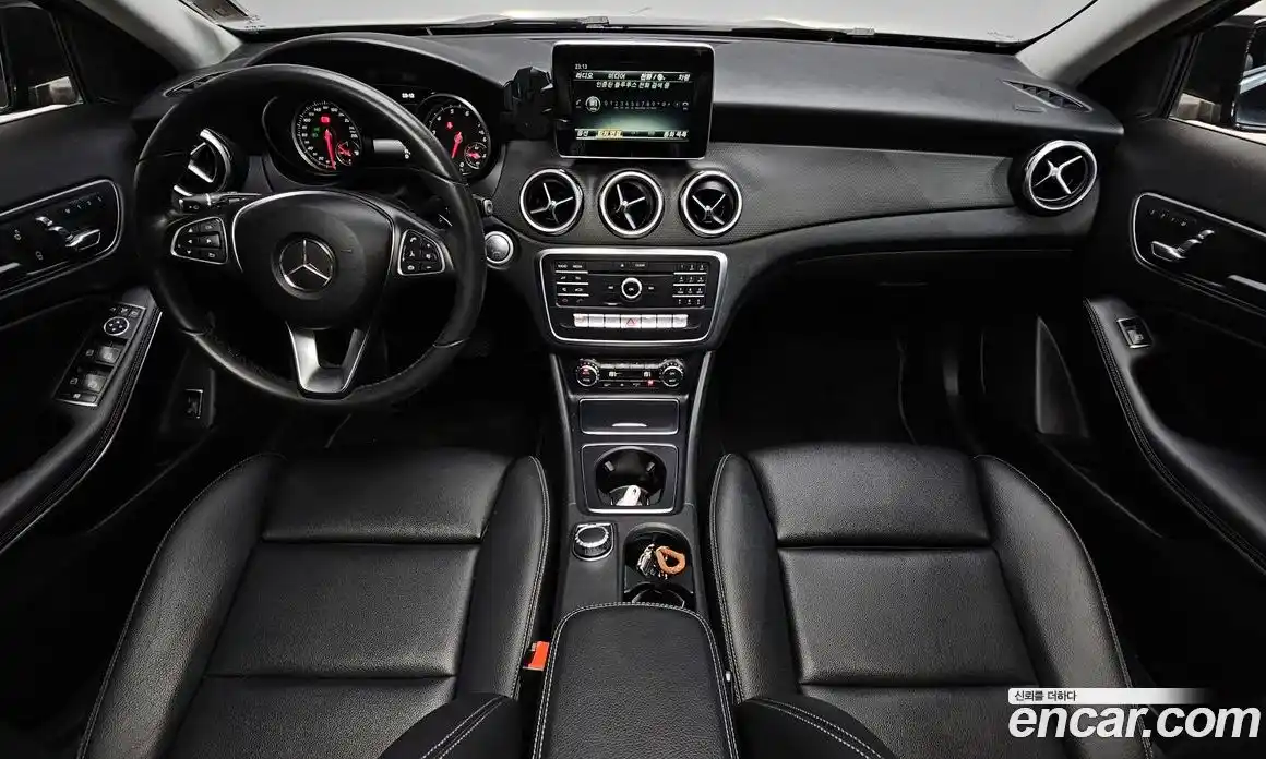 Mercedes-Benz GLA-Class 2017 2.0 гидро в Москве № 1403899, фото 10