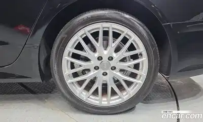 Audi A6 2018 2.0 гидро в Москве № 1404243, миниатюра 7