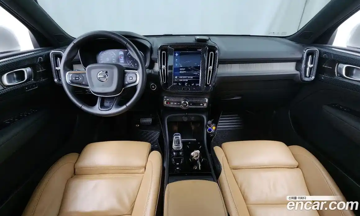 Volvo XC40 2020 2.0 гидро в Москве № 1404692, фото 9