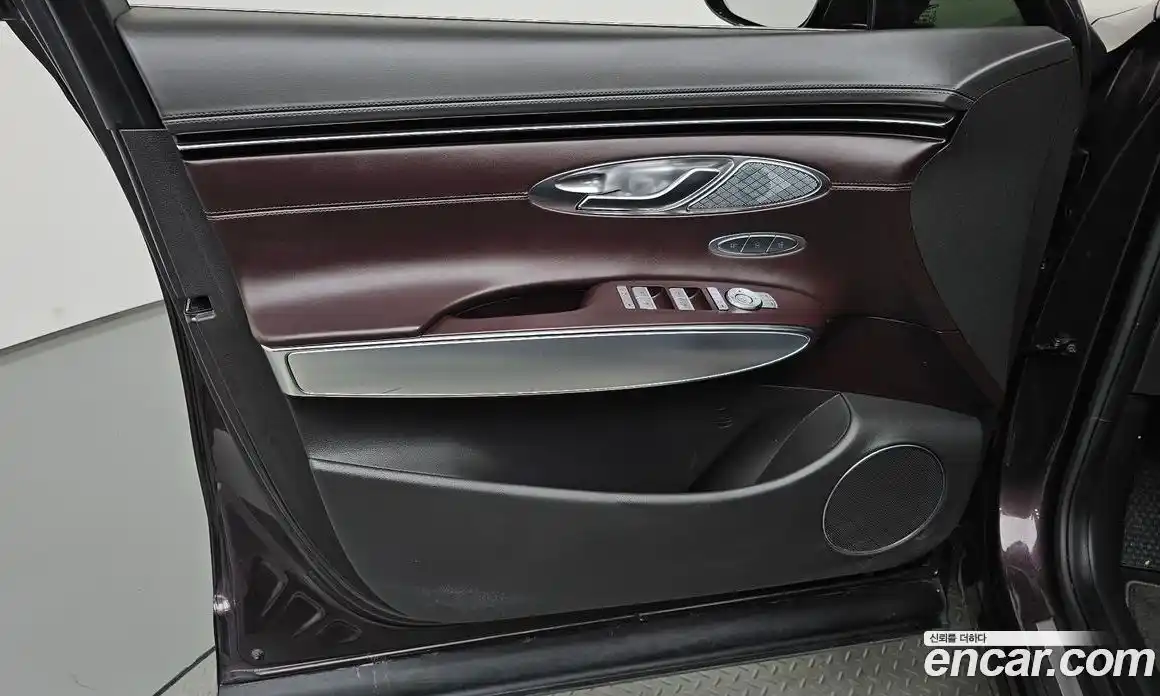Genesis GV70 2022 2.5 гидро в Москве, фото 13