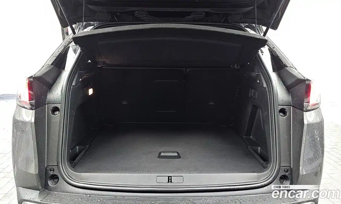 Peugeot 3008 2022 1.2 гидро в Москве, фото 26