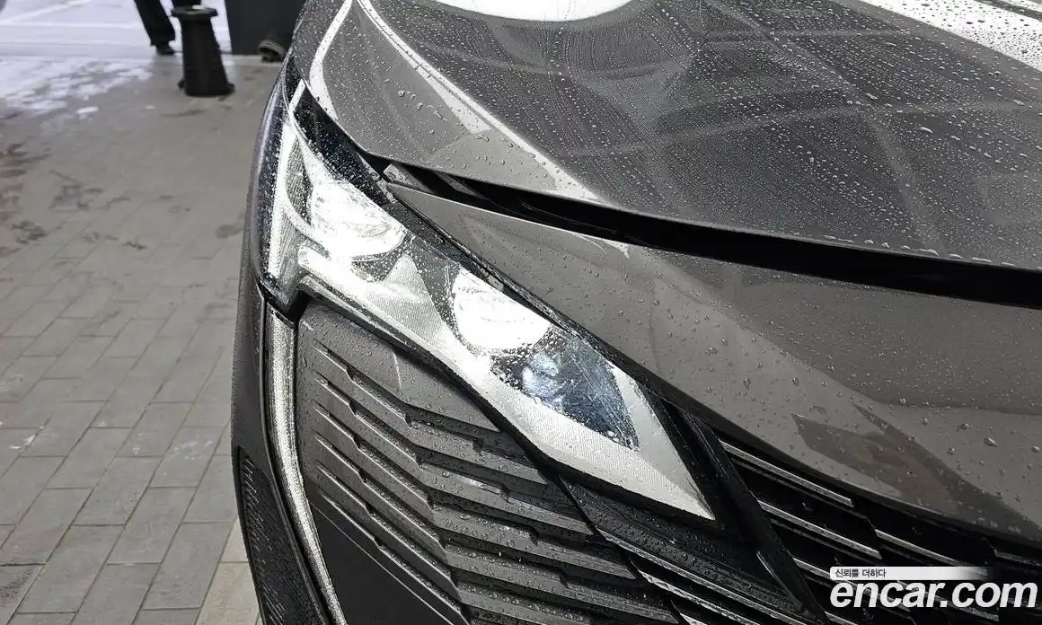 Peugeot 3008 2022 1.2 гидро в Москве, фото 8