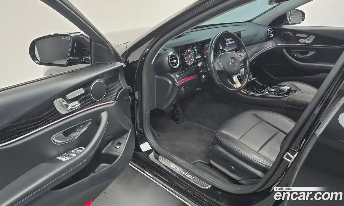 Mercedes-Benz E-Class 2017 1.9 гидро в Москве № 1421978, фото 13