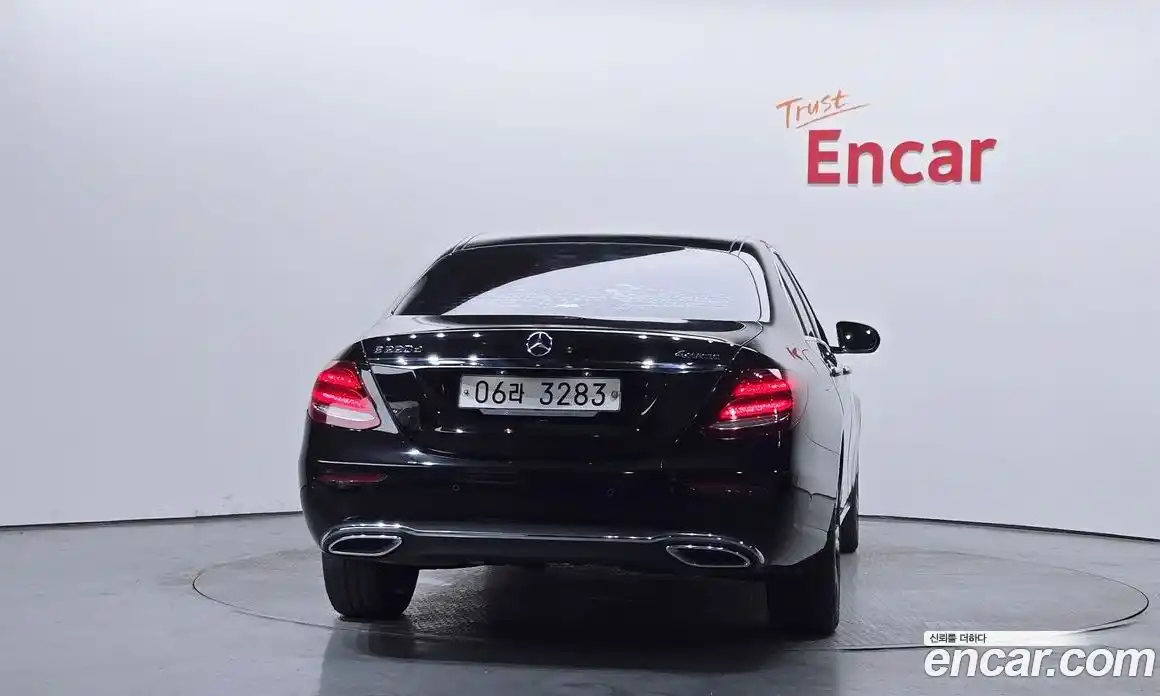 Mercedes-Benz E-Class 2017 1.9 гидро в Москве № 1421978, фото 4