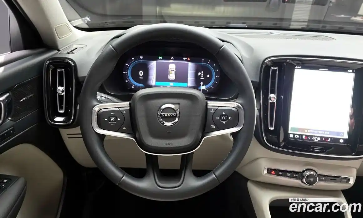 Volvo XC40 2023 2.0 гидро в Москве № 1422883, фото 19