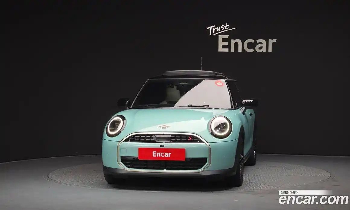 Mini Cooper 2025 2.0 гидро в Москве № 1423504, фото 3