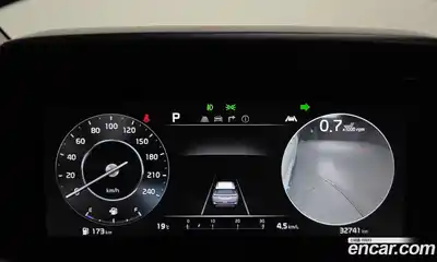Kia Canival 2023 2.2 гидро в Москве № 1538595, миниатюра 11