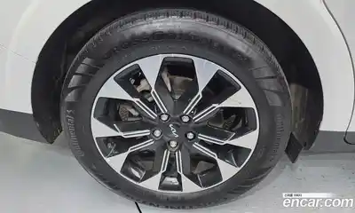 Kia Canival 2023 2.2 гидро в Москве № 1538595, миниатюра 7