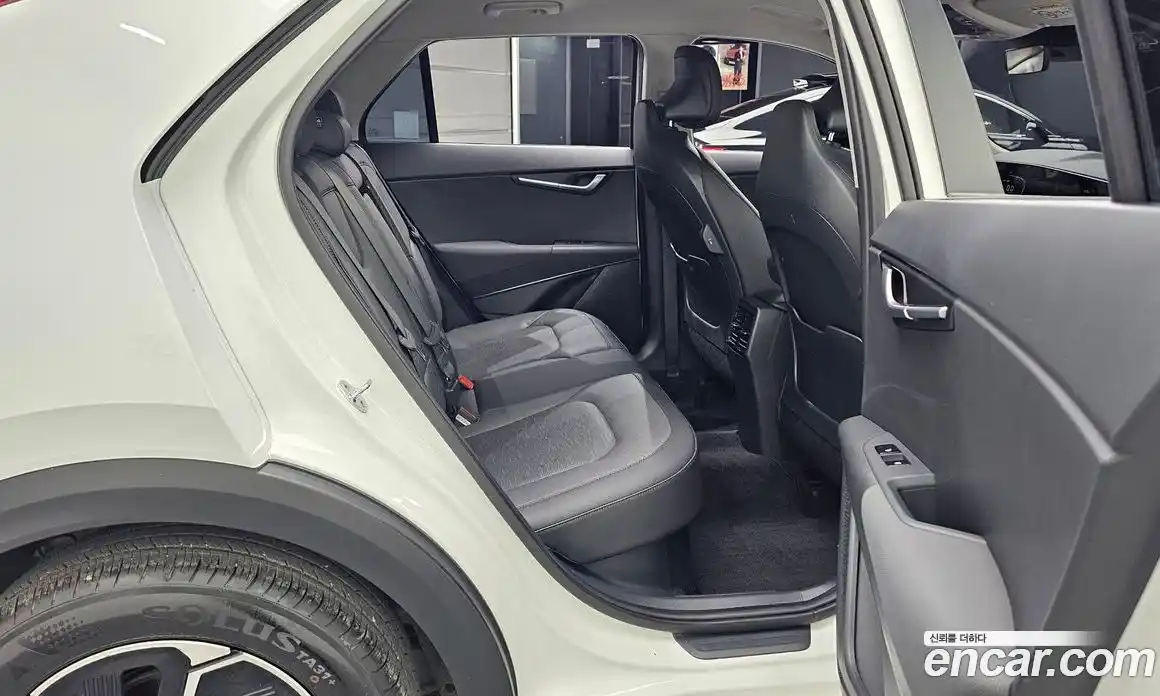 Kia Niro 2022 1.6 гидро в Москве № 1538775, фото 17