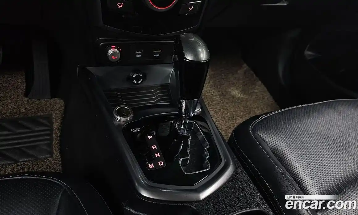 SsangYong TIBOLI 2018 1.6 гидро в Москве, фото 12
