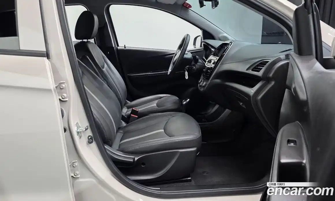 Chevrolet Spark 2021 1.0 гидро в Москве № 1540947, фото 17