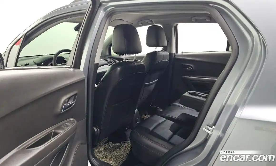 Chevrolet Trax 2018 1.4 гидро в Москве № 1541024, фото 17