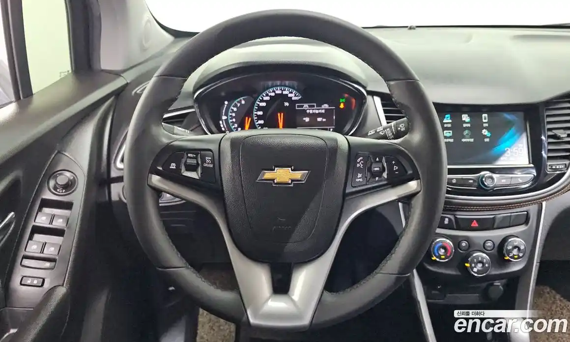 Chevrolet Trax 2018 1.4 гидро в Москве № 1541024, фото 21