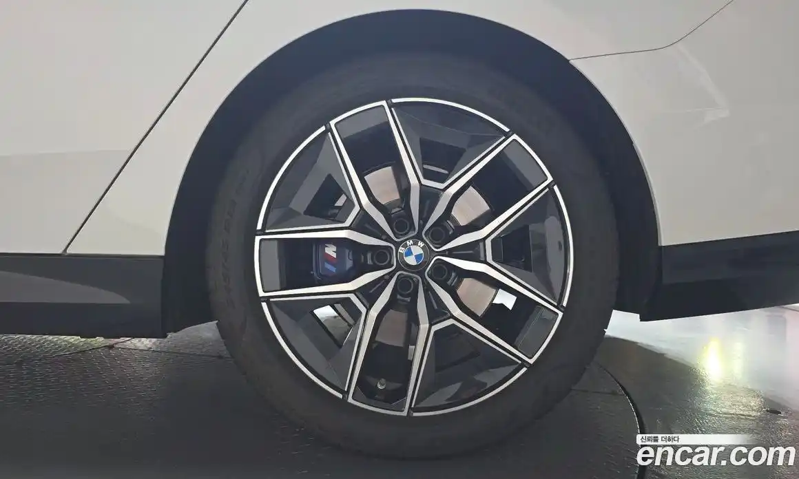 BMW 5-Series 2025 2.0 гидро в Москве № 1544035, фото 6