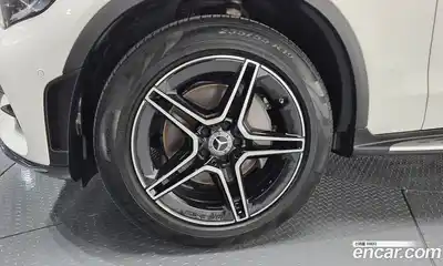 Mercedes-Benz GLC-Class 2023 2.0 гидро в Москве № 1544941, миниатюра 4