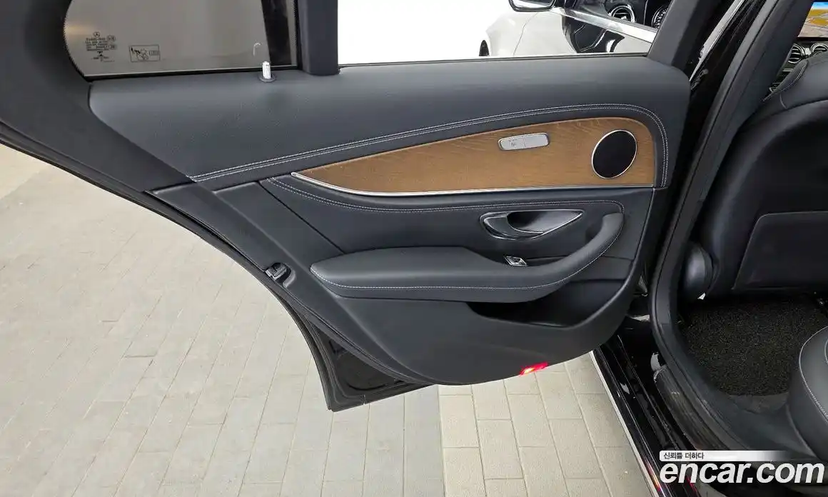 Mercedes-Benz E-Class 2019 1.9 гидро в Москве № 1544999, фото 15