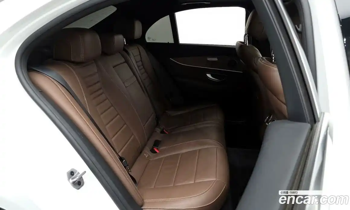 Mercedes-Benz E-Class 2022 2.0 гидро в Москве № 1545298, фото 17