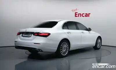 Mercedes-Benz E-Class 2022 2.0 гидро в Москве № 1545298, миниатюра 2