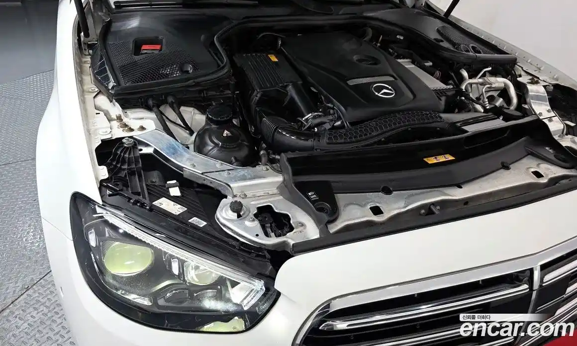 Mercedes-Benz E-Class 2022 2.0 гидро в Москве № 1545298, фото 6