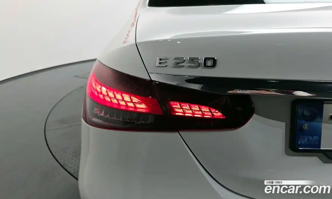 Mercedes-Benz E-Class 2022 2.0 гидро в Москве № 1545298, фото 9