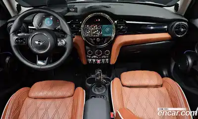 Mini Cooper 2024 2.0 гидро в Москве № 1547972, миниатюра 10
