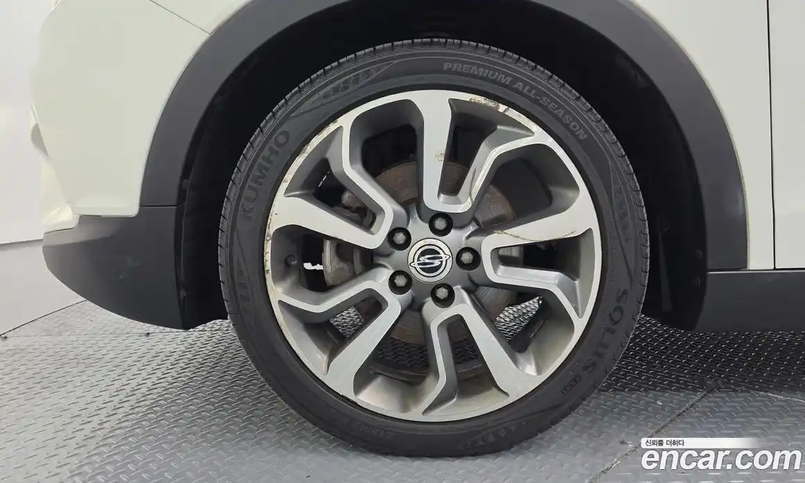 SsangYong TIBOLI 2015 1.6 гидро в Москве № 1613305, фото 5
