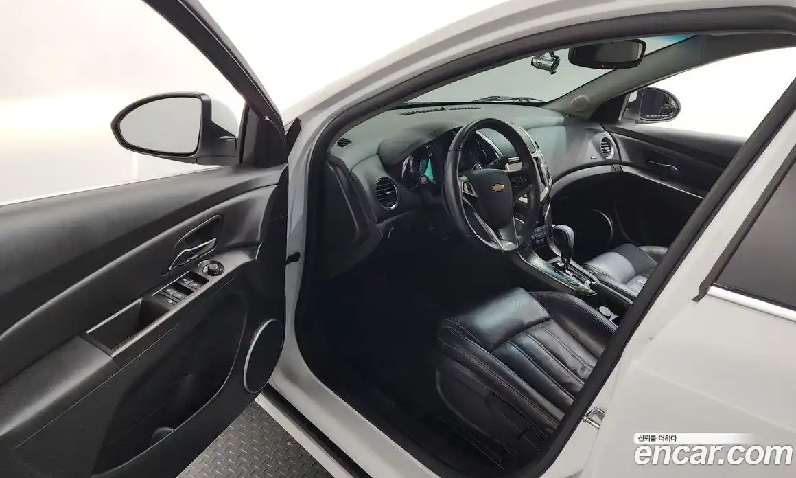 Chevrolet Cruze 2013 1.8 гидро в Москве № 1614125, фото 13