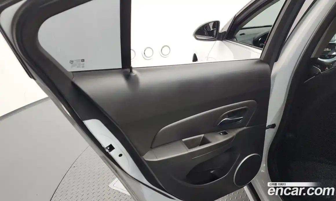 Chevrolet Cruze 2013 1.8 гидро в Москве № 1614125, фото 15