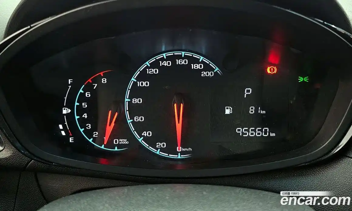 Chevrolet Spark 2016 1.0 гидро в Москве, фото 11