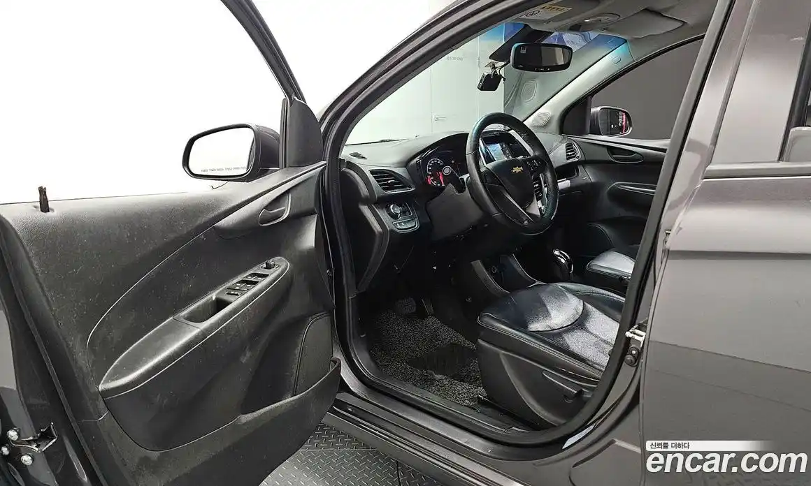 Chevrolet Spark 2016 1.0 гидро в Москве, фото 13