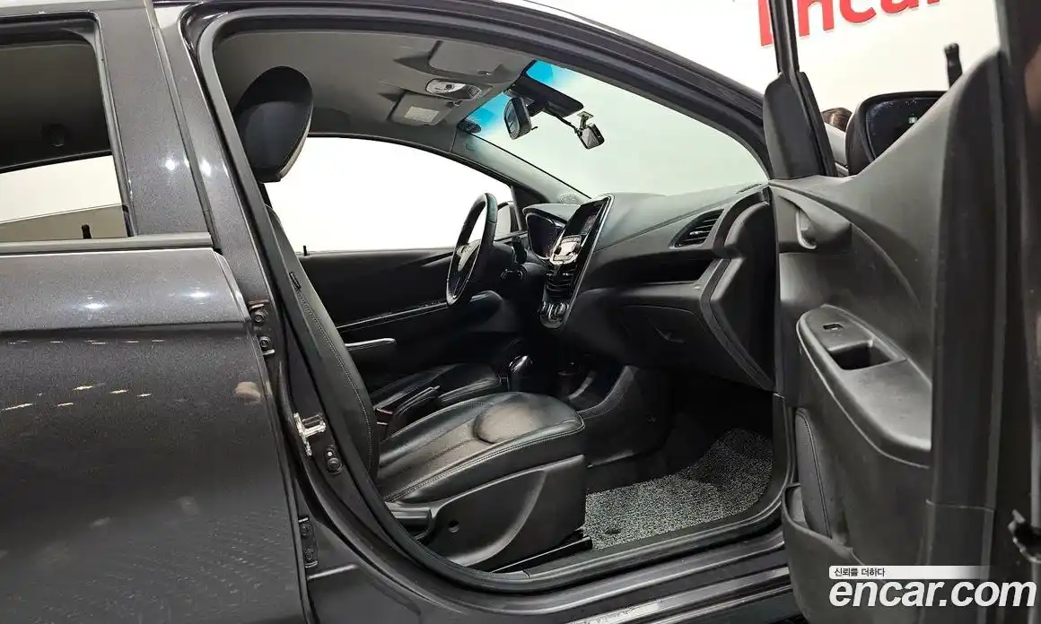 Chevrolet Spark 2016 1.0 гидро в Москве, фото 17