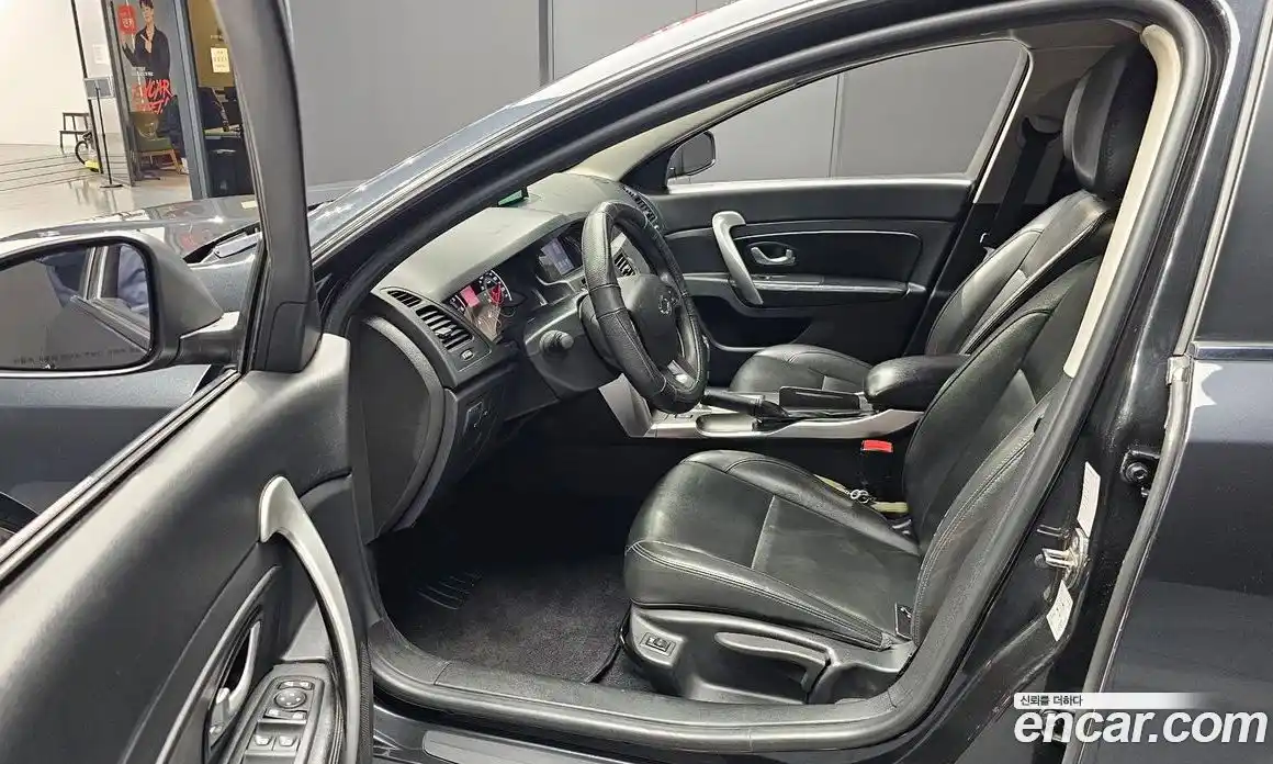 Renault SM5 2016 2.0 гидро в Москве № 1615489, фото 13