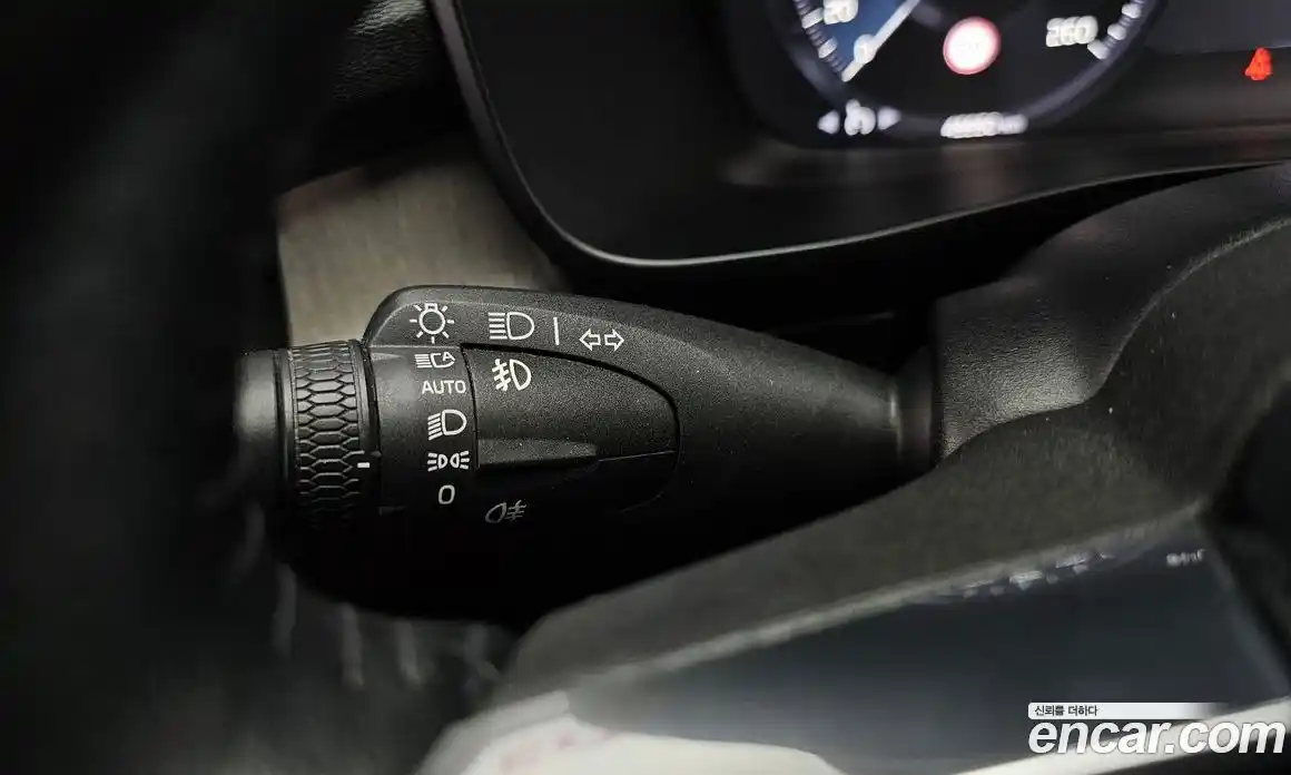 Volvo XC40 2019 2.0 гидро в Москве № 1618585, фото 27