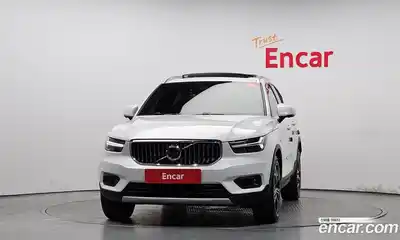Volvo XC40 2019 2.0 гидро в Москве № 1618585, миниатюра 3